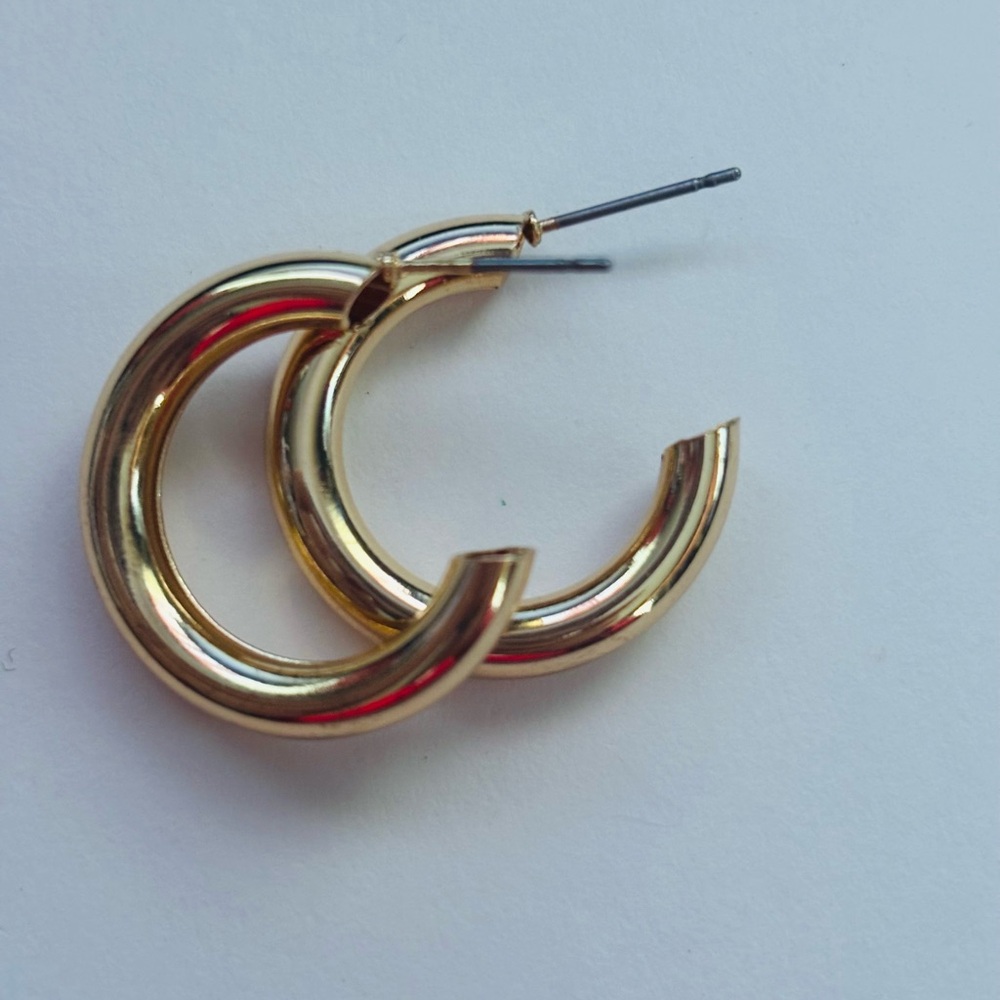 Vintage estate sale Classic Gold Hoop Earrings - Women Jewelry